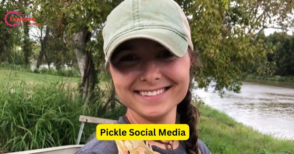 Pickle Social Media
